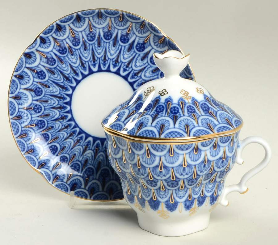 Forget Me Not Flat Cup & Saucer Set with Lid by Lomonosov-1