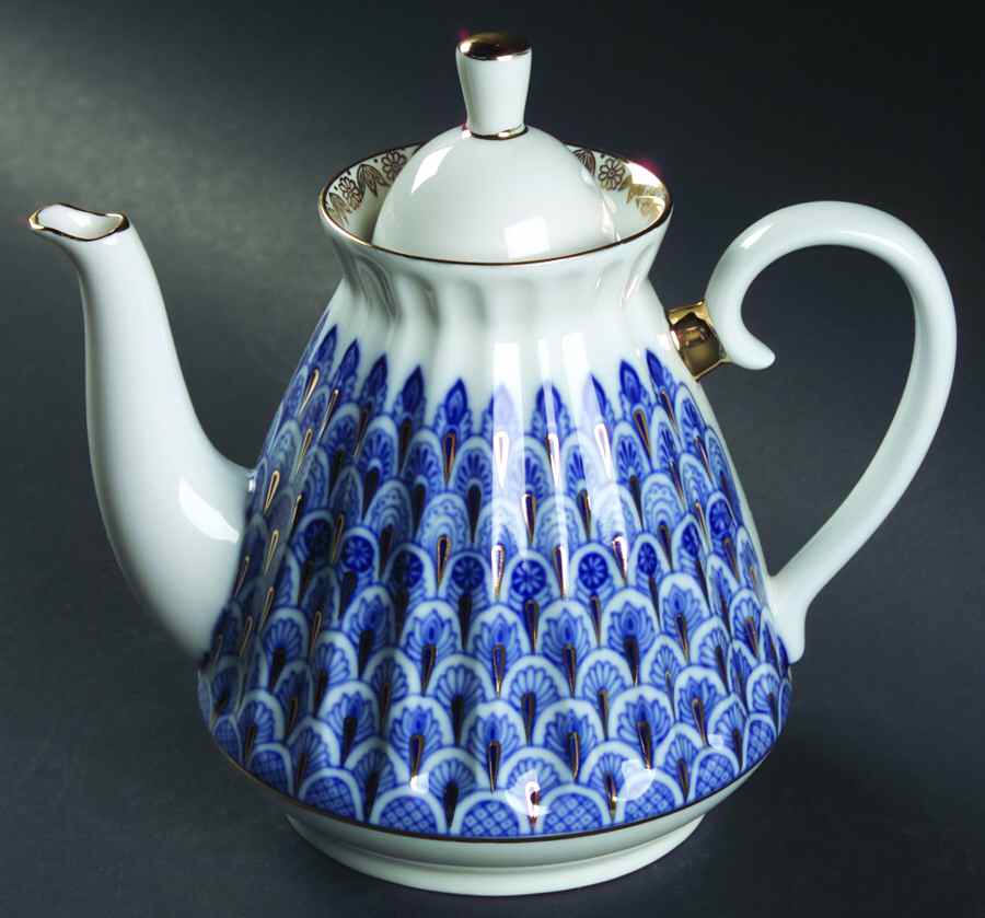 Forget Me Not Teapot & Lid by Lomonosov-1