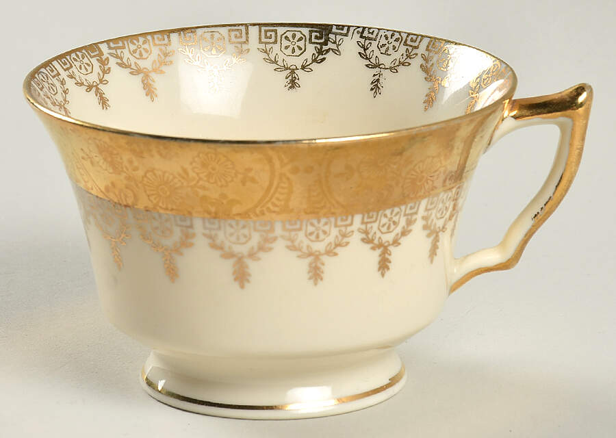 LP15 Flat Cup by La Petite China-1
