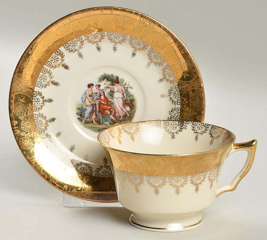 LP15 Flat Cup & Saucer Set by La Petite China-1