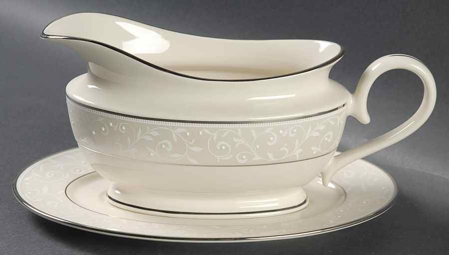 Pearl Innocence 1999 Shape Gravy Boat & Underplate by Lenox-1