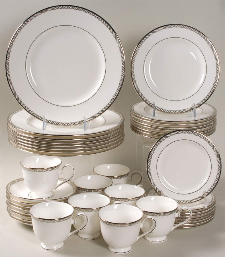 Serpentine Platinum 40 Piece Set by Lenox-1