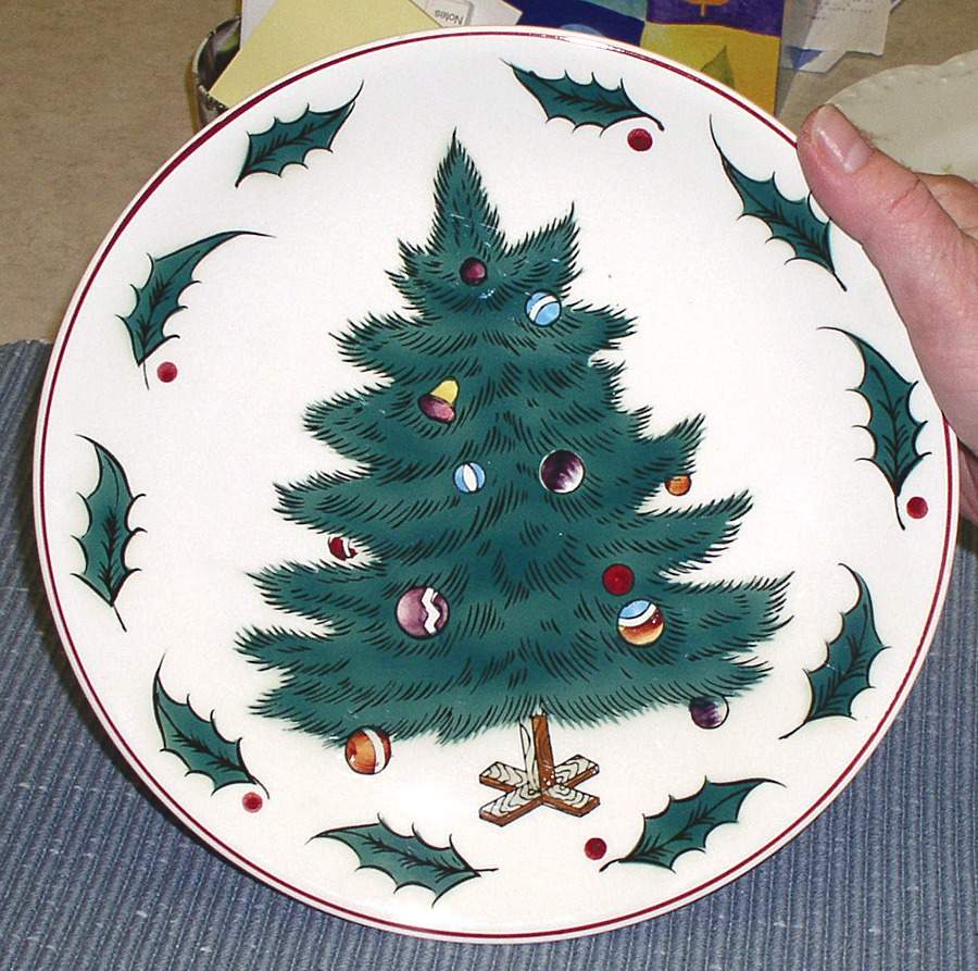 LEF51 Dinner Plate by Lefton-1