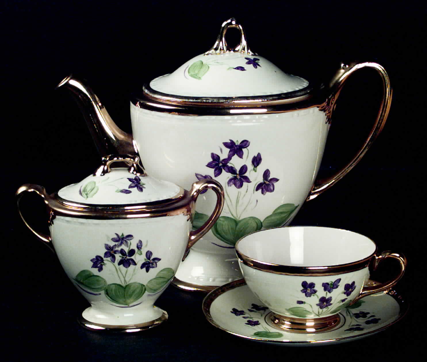 LEZ3 Footed Cup & Saucer Set by Le Noir-1