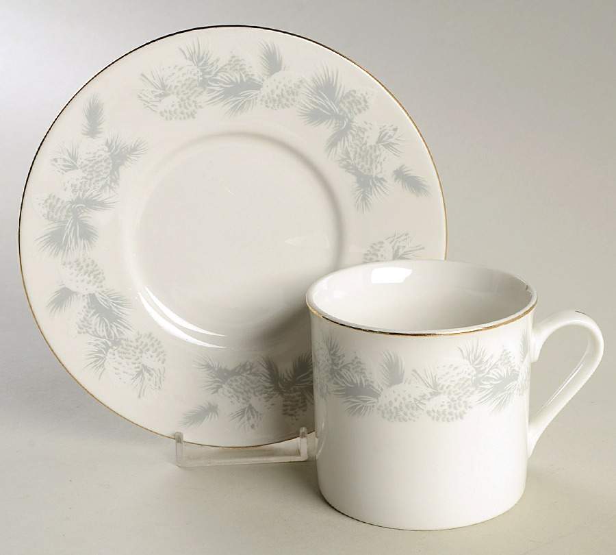 LIE5 Flat Cup & Saucer Set by Libbey-1