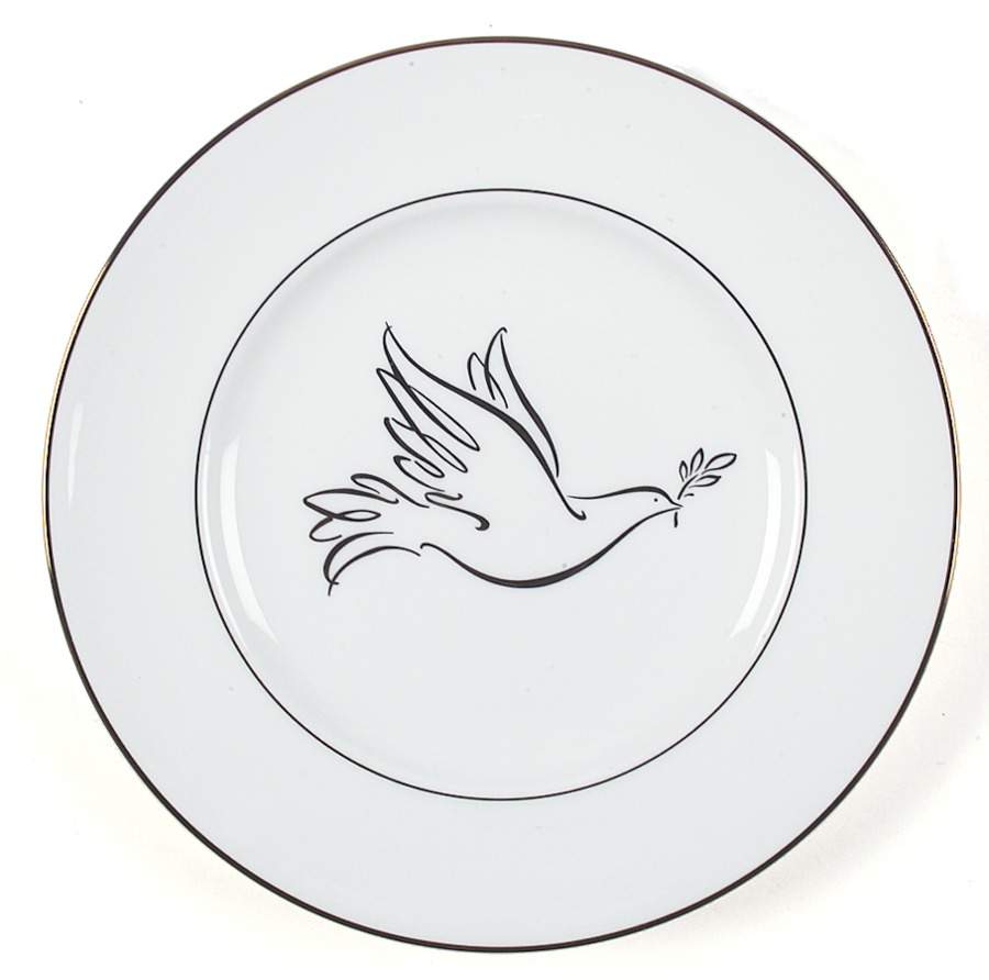 Continental Dining Gold Accent Luncheon Plate by Lenox-1