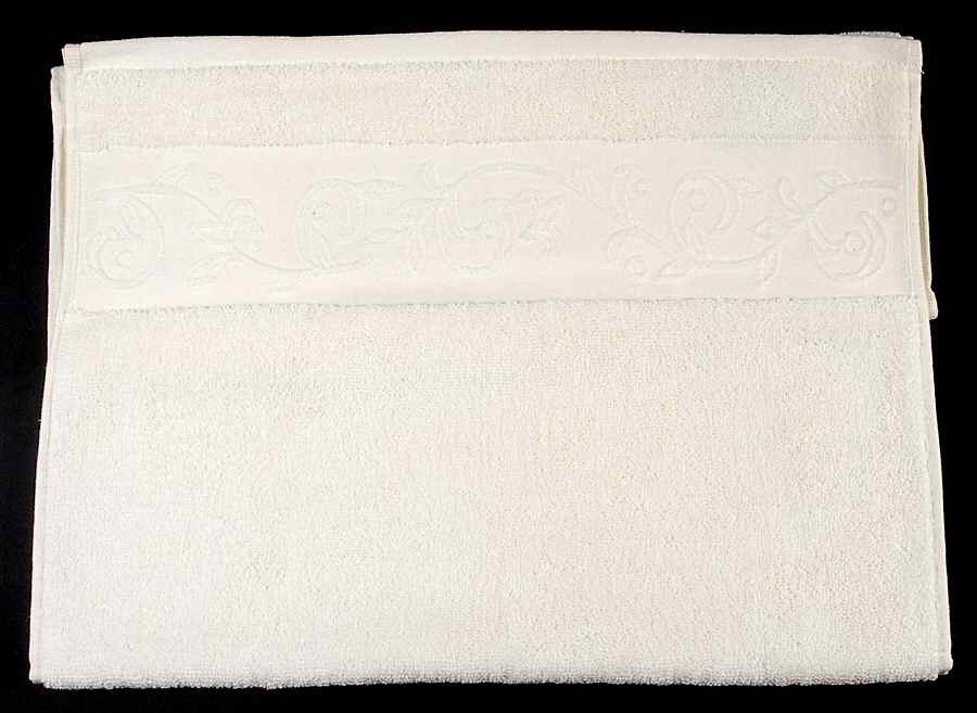 Opal Innocence Cloth Hand Towel by Lenox-1