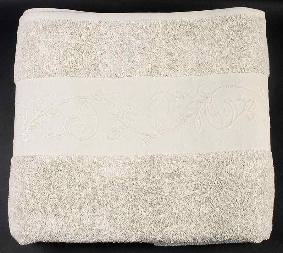 Opal Innocence Bath Towel by Lenox-1