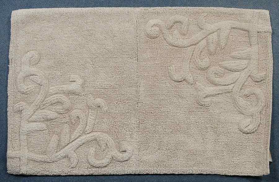Opal Innocence Bath Rug by Lenox-1