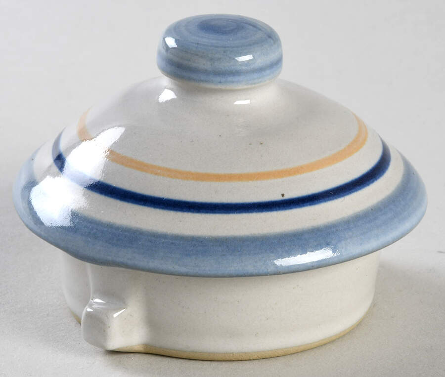 Classy Cats Lid for Teapot by Louisville-1