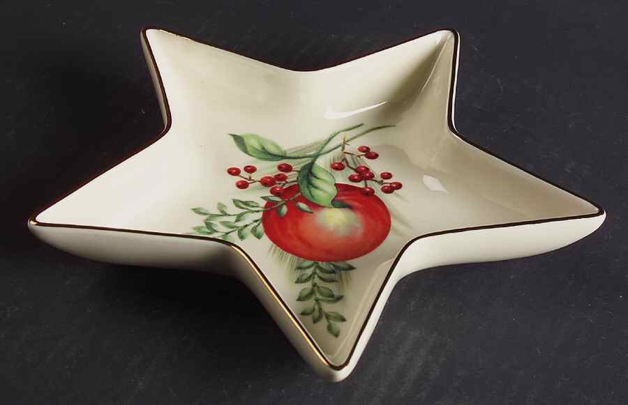 Williamsburg Boxwood & Pine Star Shaped Dish by Lenox-1