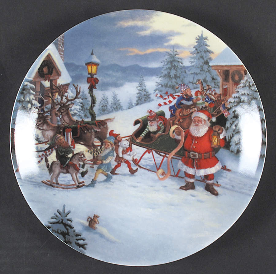 Santa's Journey Salad/Dessert Plate by Lenox-1