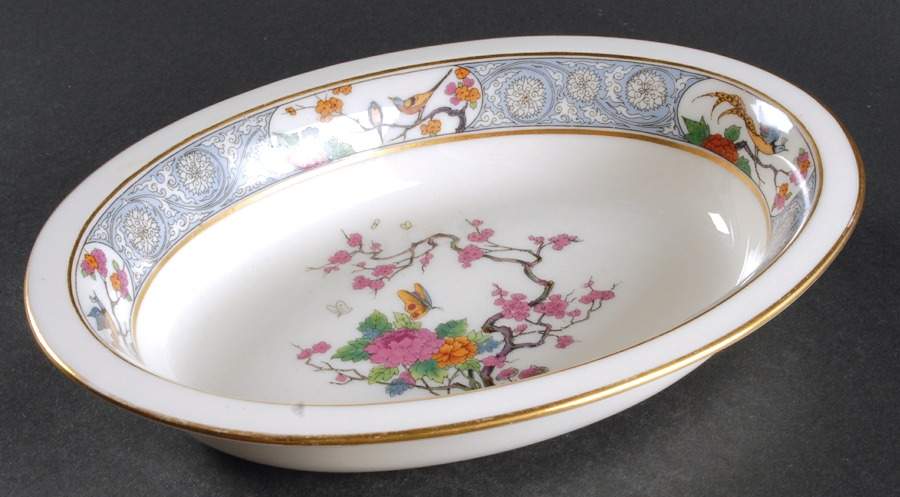 Ming-Birds (Newer, Cream, Gold Backstamp) 9" Oval Vegetable Bowl by Lenox-1