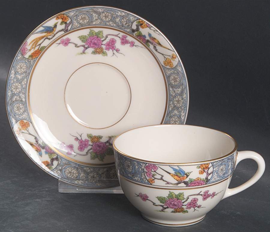Ming-Birds (Newer, Cream, Gold Backstamp) Flat Cup & Saucer Set by Lenox-1