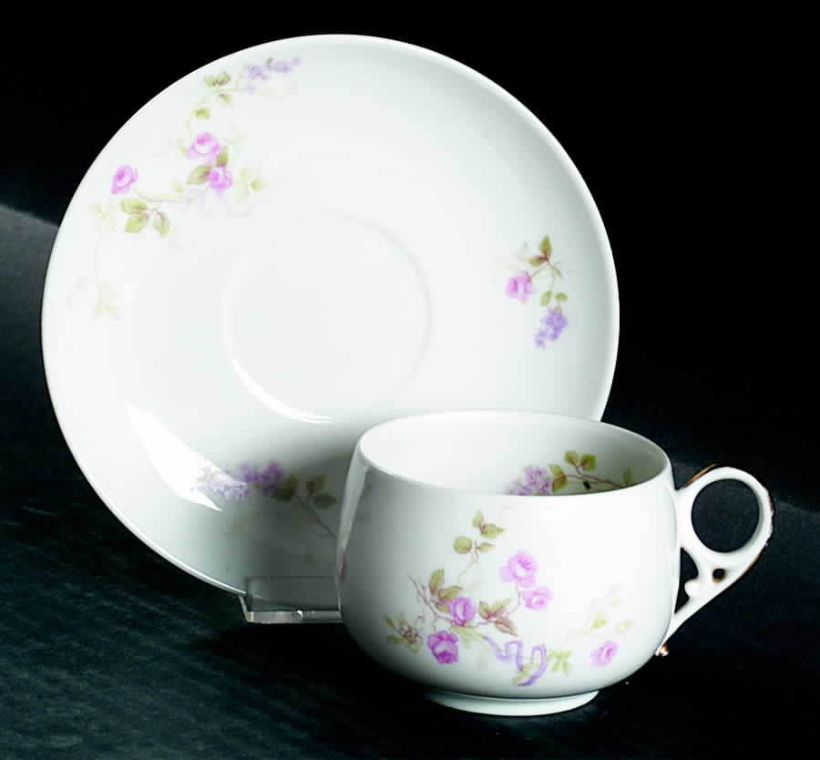 LAT61 Flat Cup & Saucer Set by Latrille-1