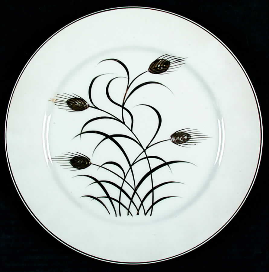 LEF44 Dinner Plate by Lefton-1