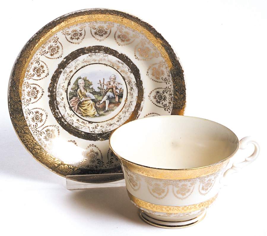 LP17 Footed Cup & Saucer Set by La Petite China-1