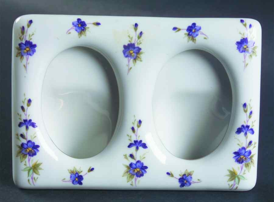 Violette Double Frame Holds-2" X 2 1/2" by Lefton-1