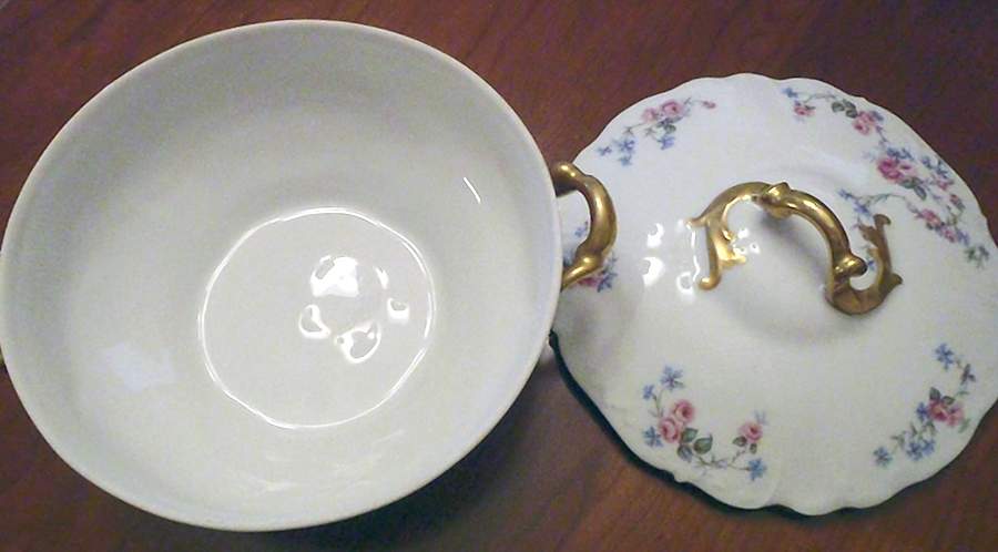 LIM146 Round Covered Vegetable by Limoges-French-1