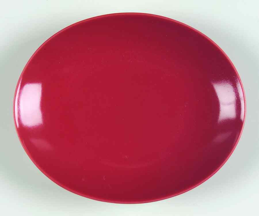 Rso Brights Red (Oval) Bread & Butter Plate by Lindt-Stymeist-1