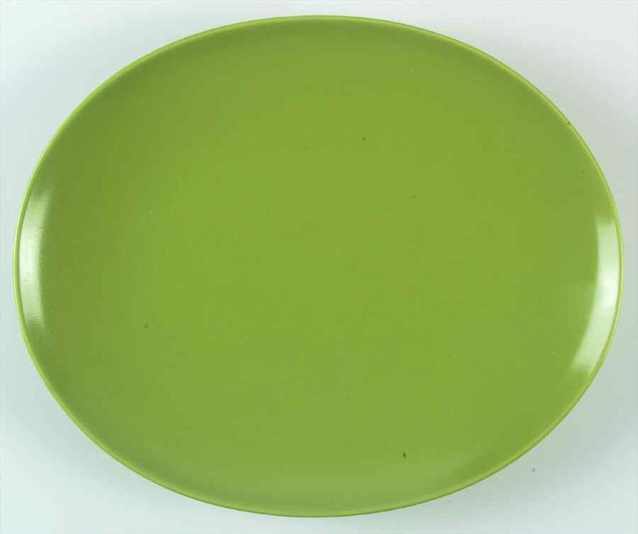 Rso Brights Green (Oval) Dinner Plate by Lindt-Stymeist-1
