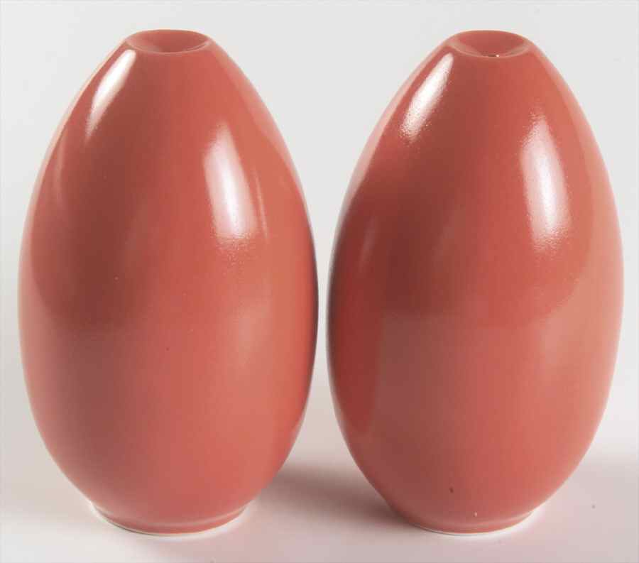 Rso Brights Accessories Red Salt & Pepper Set by Lindt-Stymeist-1