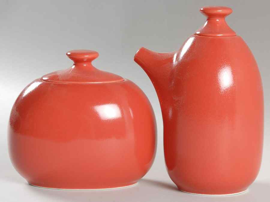 Rso Brights Accessories Red Creamer & Sugar with Lids Set by Lindt-Stymeist-1