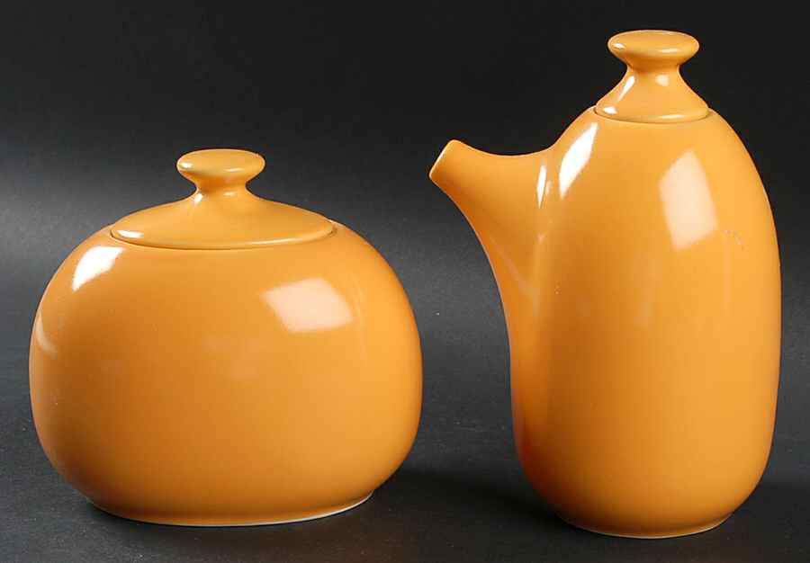 Rso Brights Accessories Yellow Creamer & Sugar with Lids Set by Lindt-Stymeist-1
