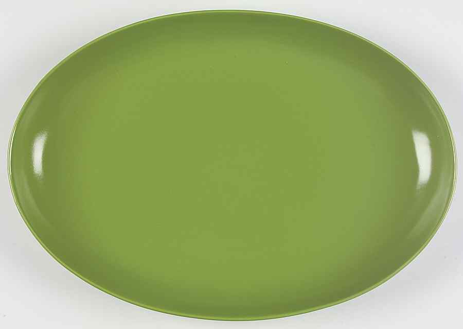Rso Brights Accessories Green 16" Oval Serving Platter by Lindt-Stymeist-1