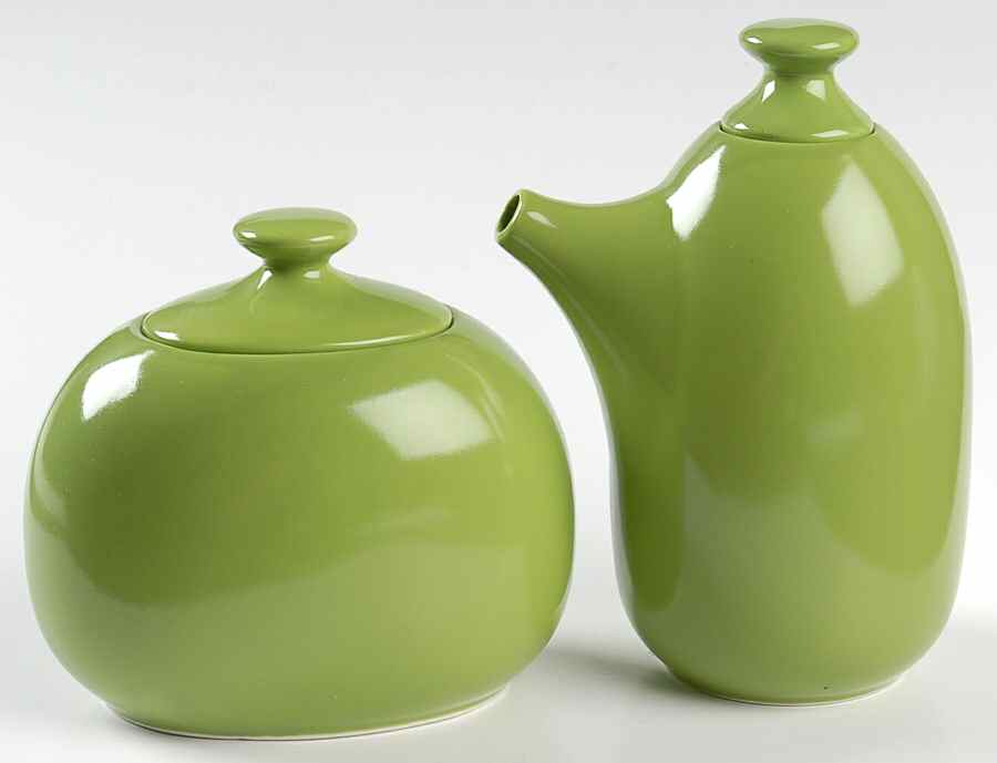 Rso Brights Accessories Green Creamer & Sugar with Lids Set by Lindt-Stymeist-1