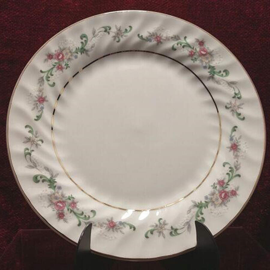 Clarabelle Luncheon Plate by Lynn's China-1