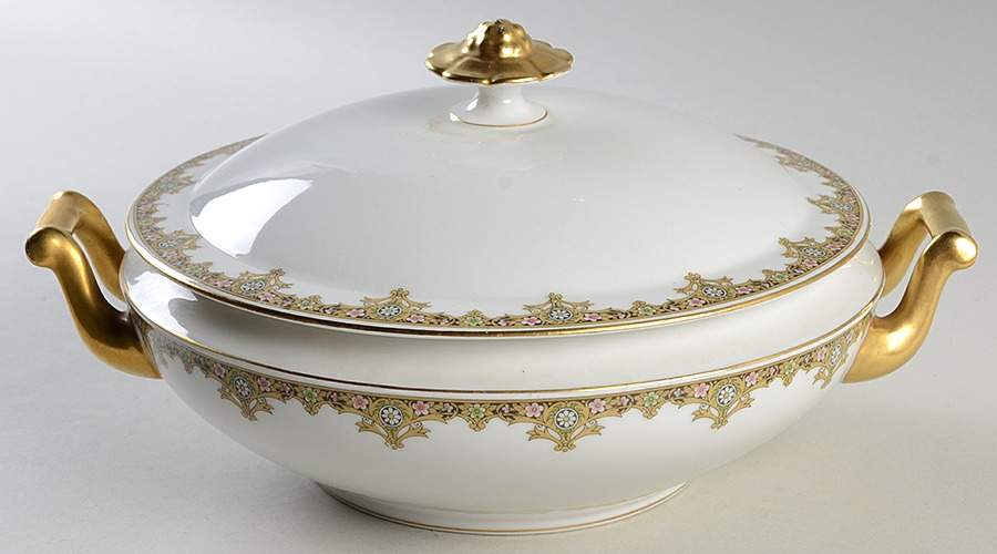 LNT168 Round Covered Vegetable by Lanternier-1
