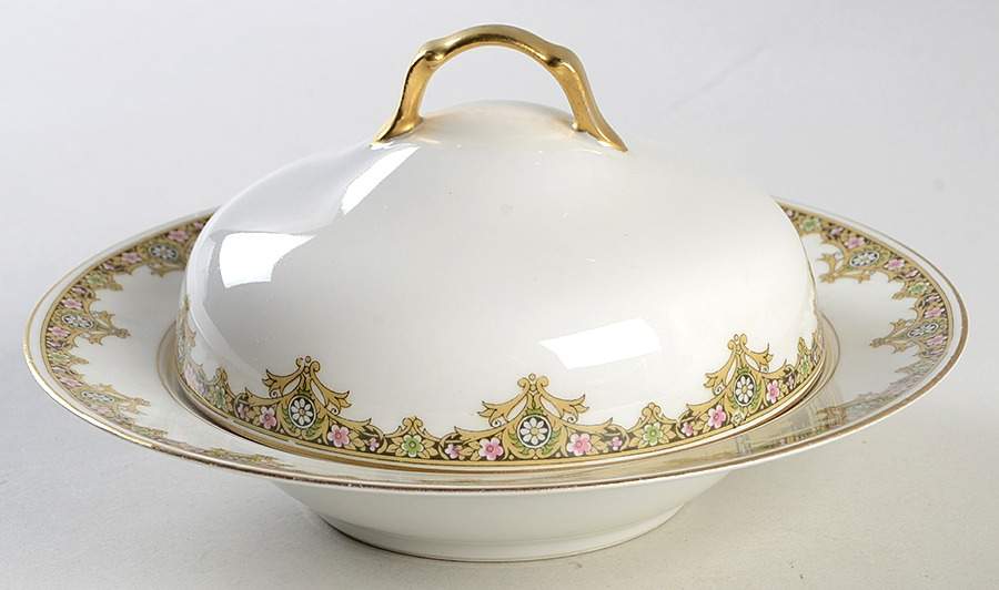 LNT168 Round Covered Butter by Lanternier-1