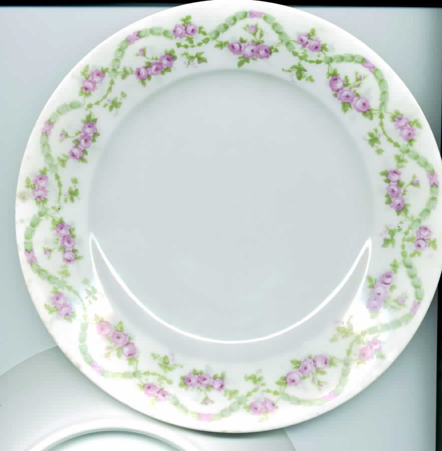 LAT64 Dinner Plate by Latrille-1