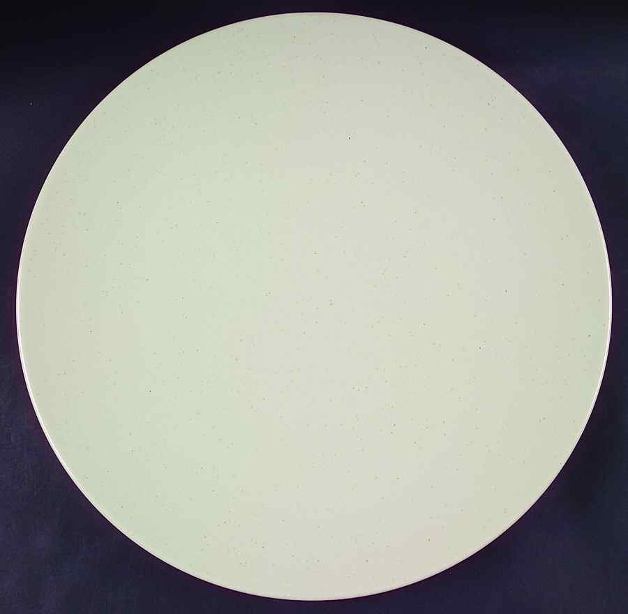 Linen (Round, Satin Smooth) 14" Chop Plate (Round Platter) by Lindt-Stymeist-1