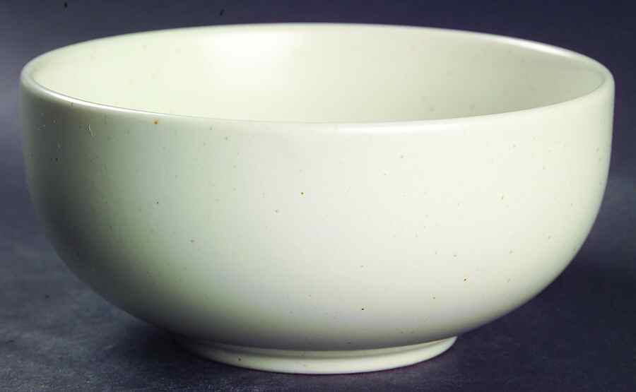 Linen (Round, Satin Smooth) Dessert Bowl by Lindt-Stymeist-1