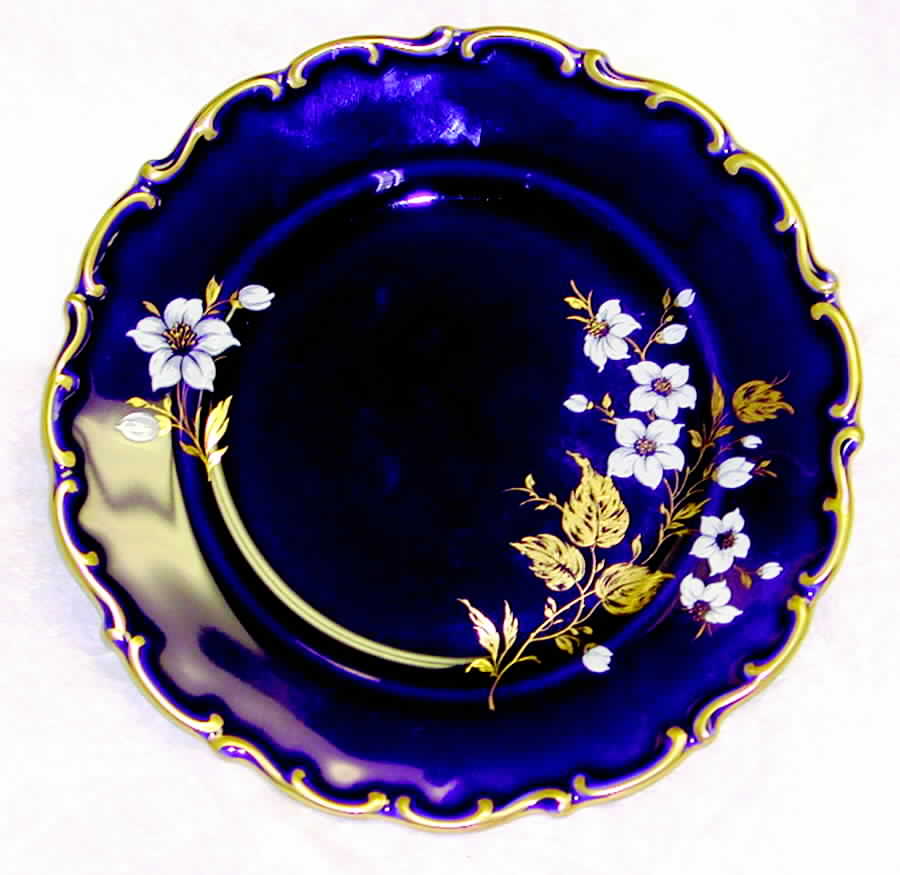 LND4 Dessert/Pie Plate by Lindner-1