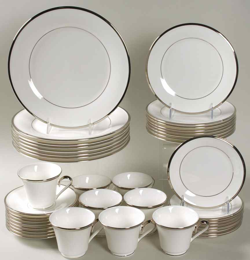 Solitaire White 40 Piece Set by Lenox-1