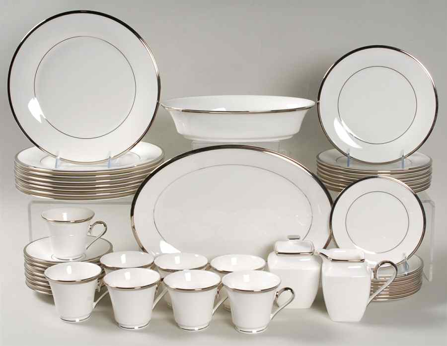 Solitaire White 45 Piece Set by Lenox-1