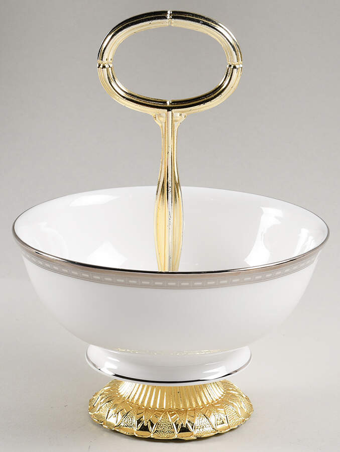 Murray Hill 6"-7" Handled Footed Nut Dish HC by Lenox-1