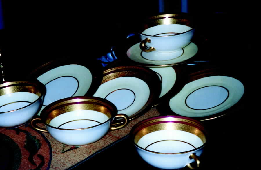 C340r Flat Cream Soup Bowl & Saucer Set by Lenox-1