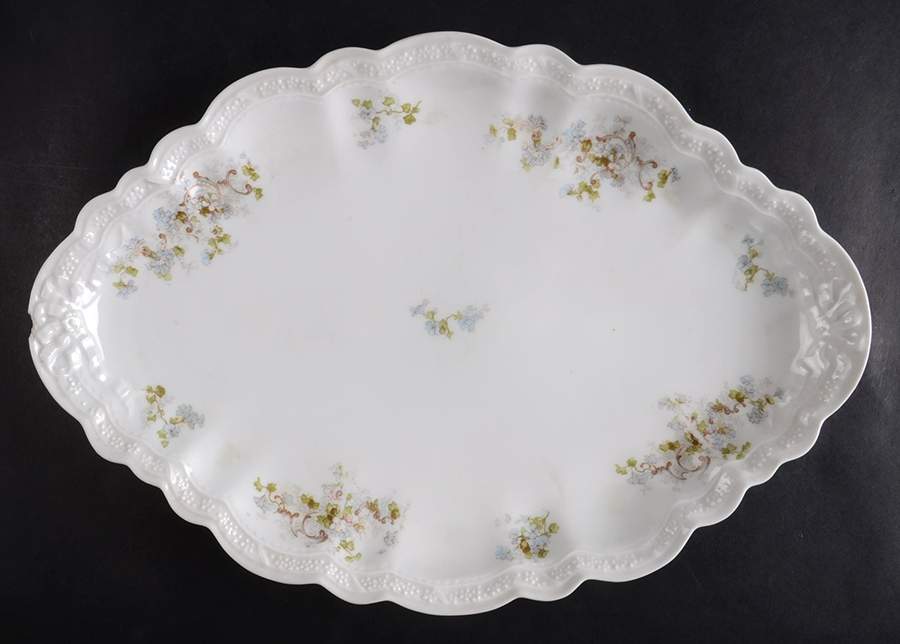 LNT175 15" Oval Serving Platter by Lanternier-1