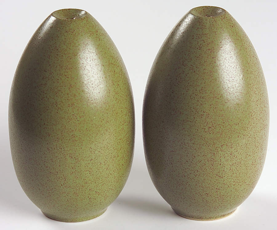 Moss Salt & Pepper Set by Lindt-Stymeist-1