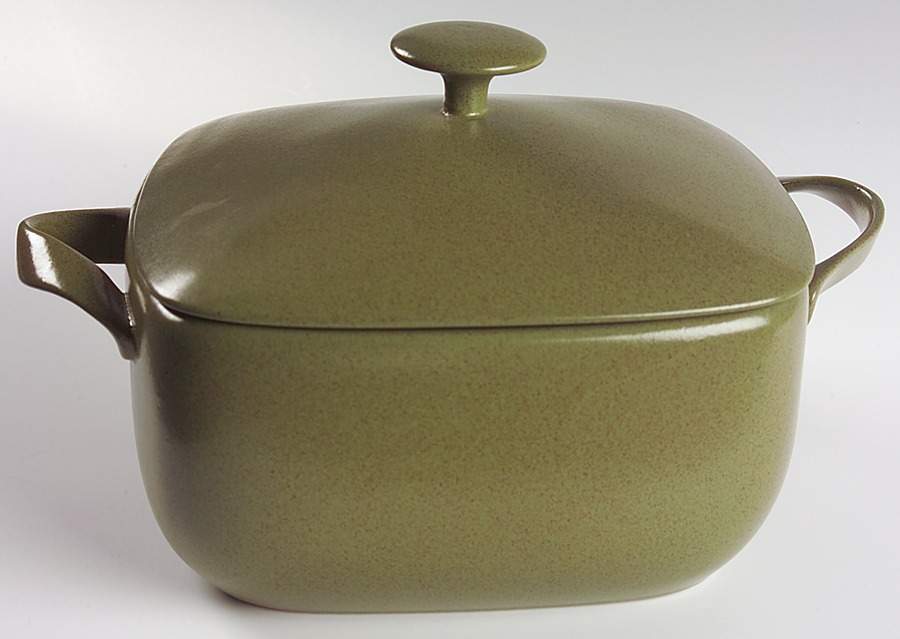 Moss 3 Quart Square Casserole with Ceramic Lid by Lindt-Stymeist-1