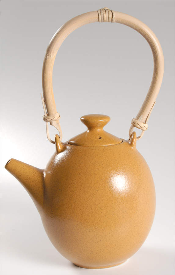 Honey Teapot & Lid by Lindt-Stymeist-1