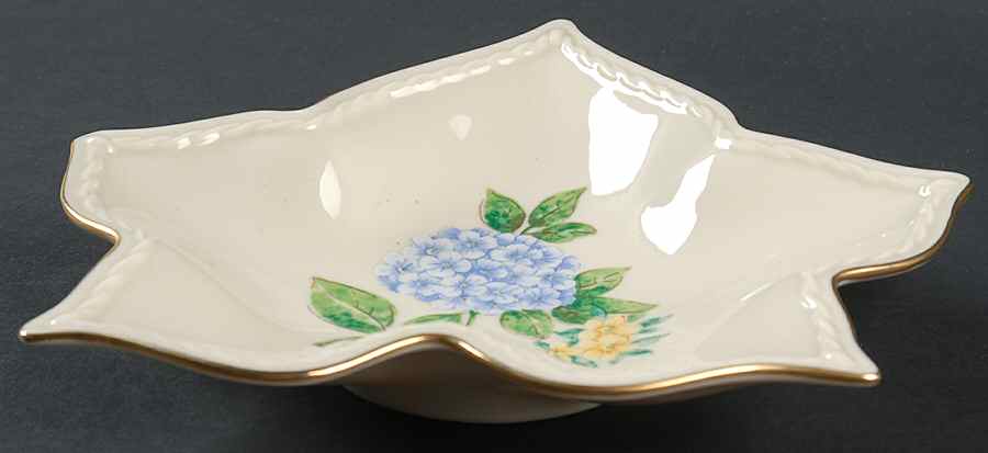 Hydrangeas In Blue Collection 7" Leaf Dish by Lenox-1