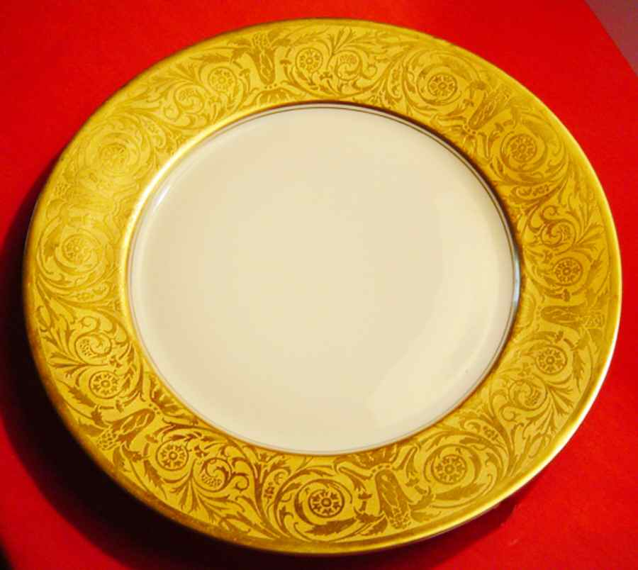 LIM182 Dinner Plate by Limoges-French-1