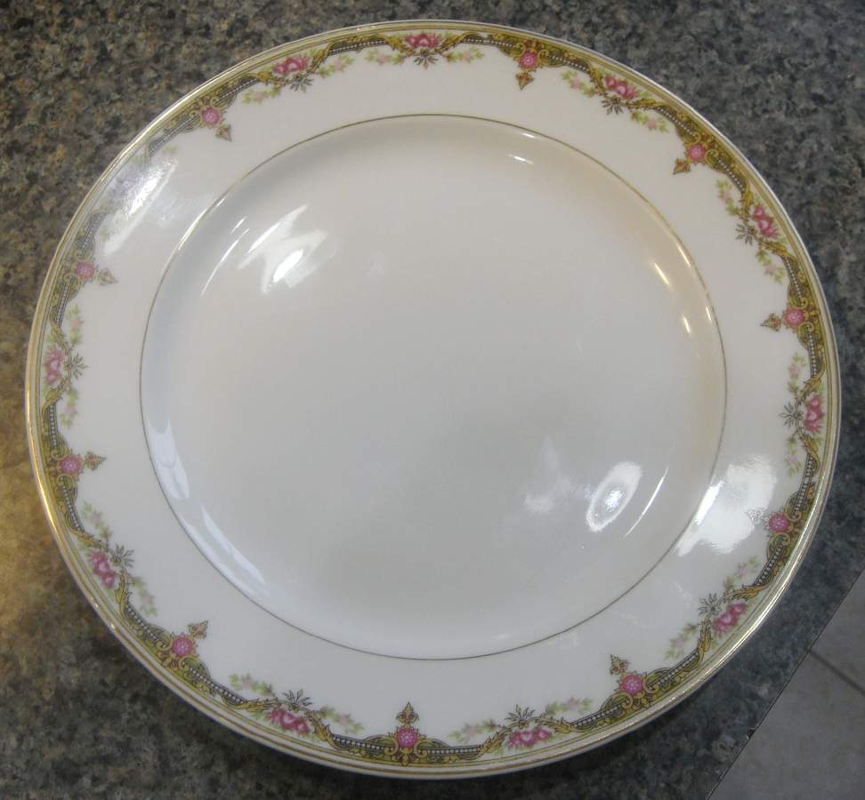 LIM183 Dinner Plate by Limoges-French-1