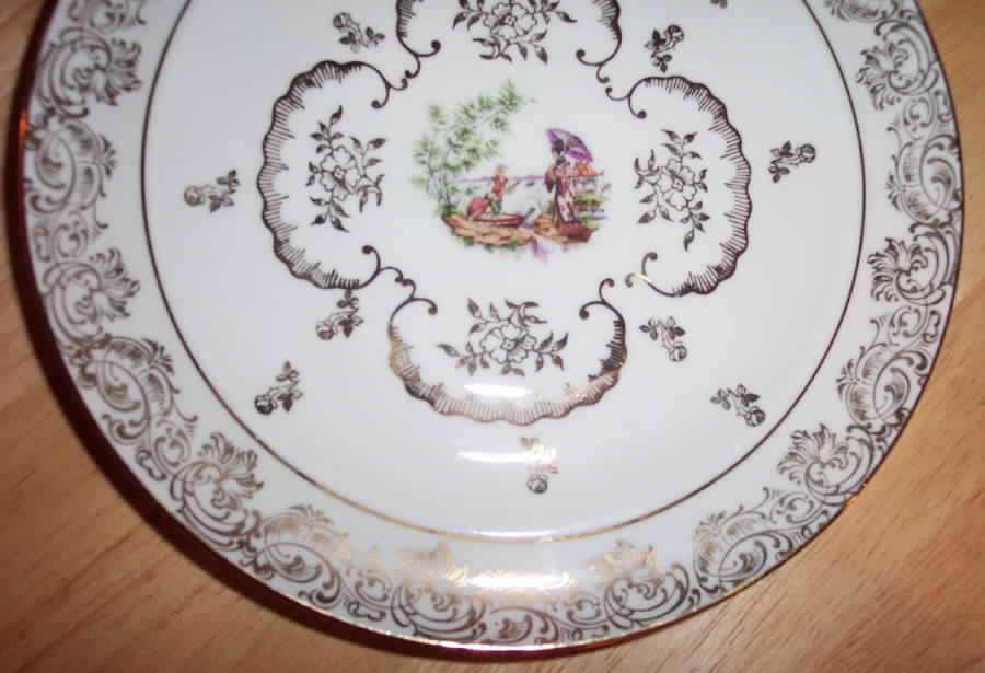 LIM187 Dinner Plate by Limoges-French-1