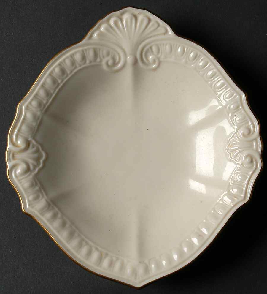 Chadwick Collection 6" Round Scalloped Dish by Lenox-1